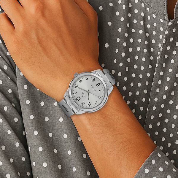 Titan Analog White Dial Quartz Metal Strap watch for Men - image number 4