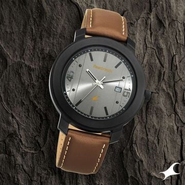 Fastrack Bare Basics Quartz Analog with Date Grey Dial Leather Strap Watch for Guys