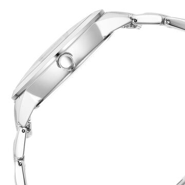 Fastrack Vyb Atlas Quartz Analog Silver Dial Silver Metal Strap Watch For Guys