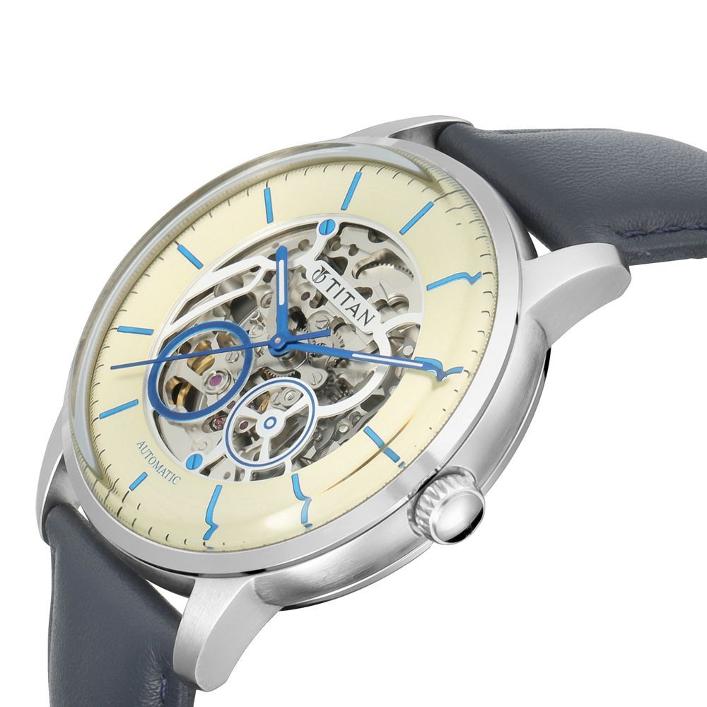 Titan on trend watch outlet
