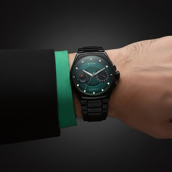 Titan Stellar Aurora Caelum Automatic Analog with Sun Moon Phase and Green Dial Titanium Grade 5 Strap Watch for Men - image number 7