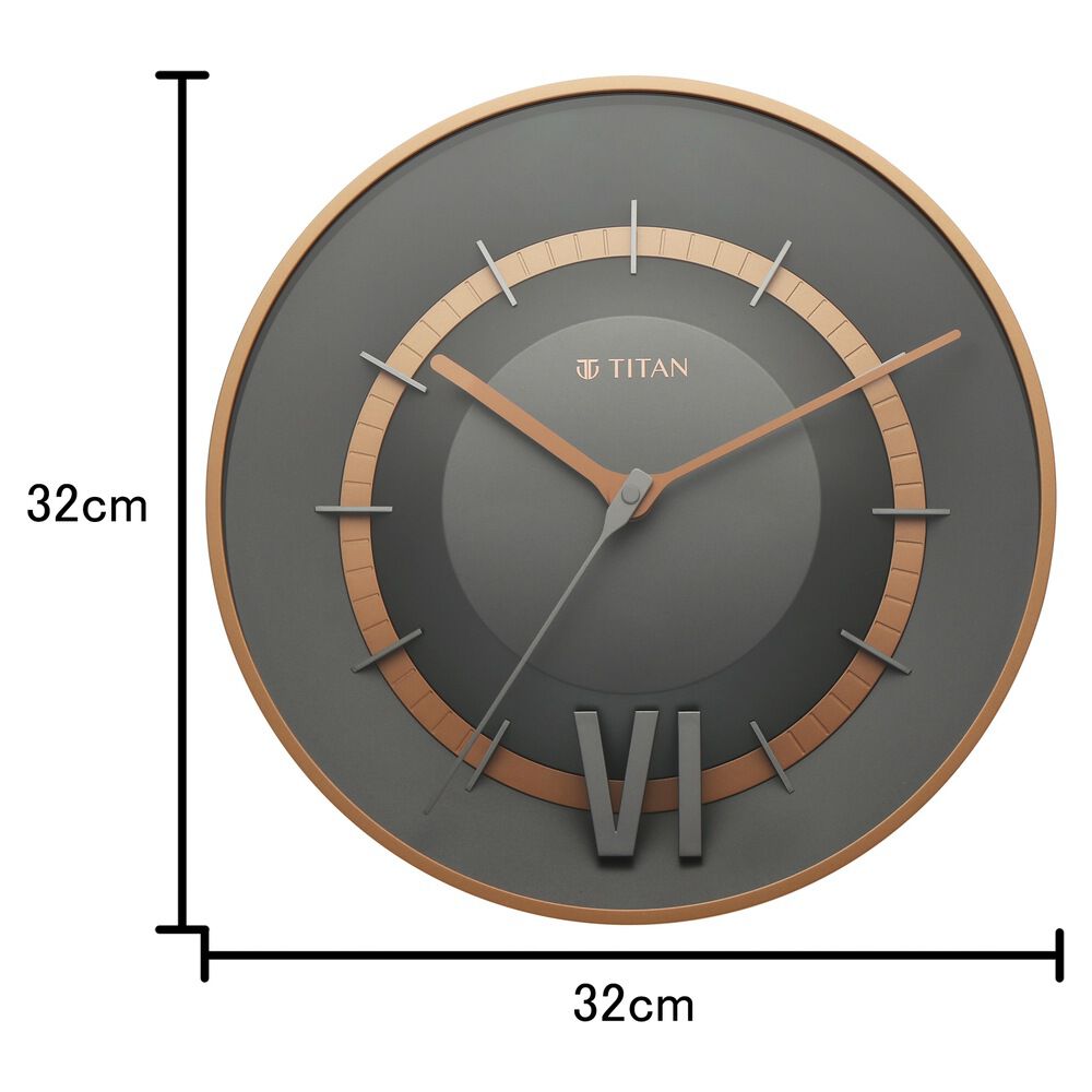 Titan Contemporary Round Pendulum momentary Clock