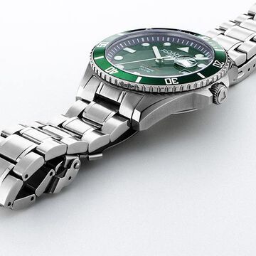 Roamer Pro Diver 200 Quartz Analog with Date Green Dial Silver Stainless Steel Strap Watch For Men