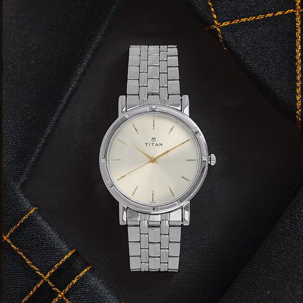 Titan Karishma Quartz Analog Silver Dial Silver Stainless Steel Strap Watch For Men - image number 0