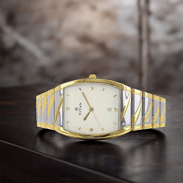 Titan Analog with Date White Dial Stainless Steel Strap watch for Men - image number 0