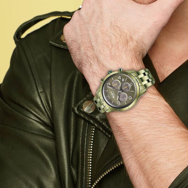 Titan Octane Classic Sporty Green Dial Chronograph Stainless Steel Strap watch for Men - image number 5