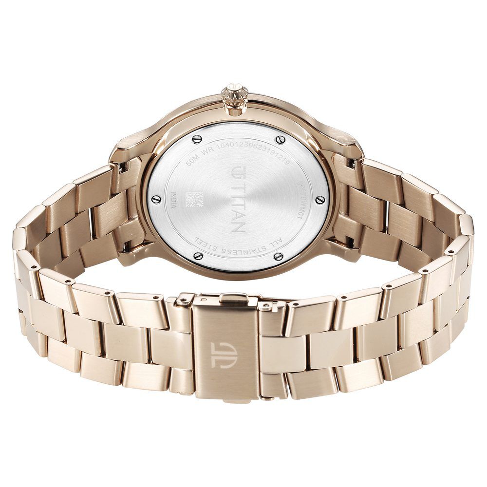 Buy Online Titan Classic Distincta Silver Dial Analog with Date