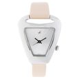 Fastrack Quartz Analog Black Dial Leather Strap Watch for Girls