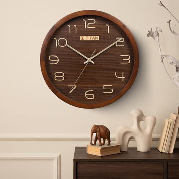 Titan Classic Wooden Wall Clock (30cm x 30cm)