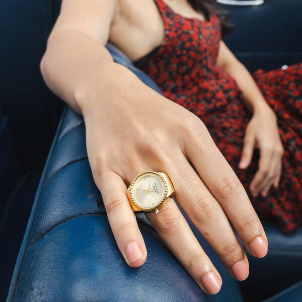 Sonata Poze Quartz Analog Golden Dial Golden Color Stainless Steel Strap Ring Watch For Women - image number 1
