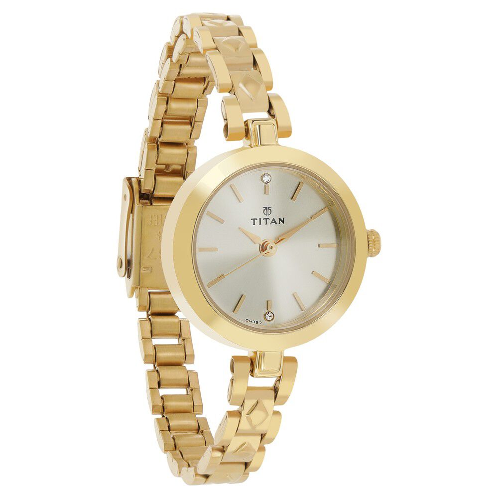 Buy Online Titan Quartz Analog Champagne Dial Stainless Steel