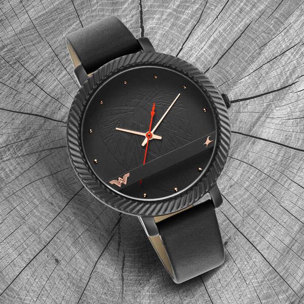 Fastrack Wonder Woman Quartz Analog Black Dial Leather Strap Watch for Girls - image number 0