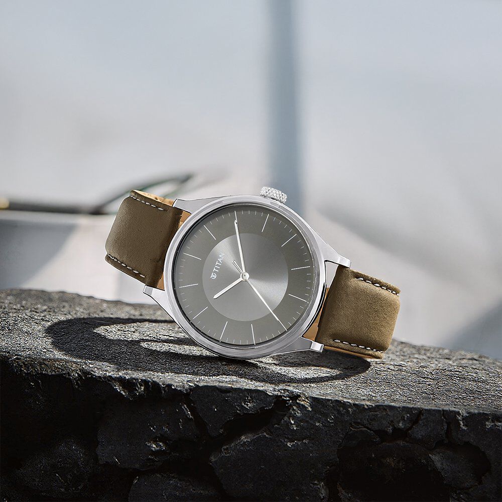 Buy Online Titan Men's Urban Edge Lustrous Olive Dial Leather