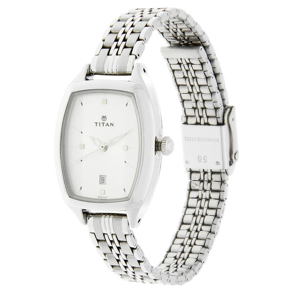 Titan Karishma Silver Dial Women Watch With Stainless Steel Strap - image number 1