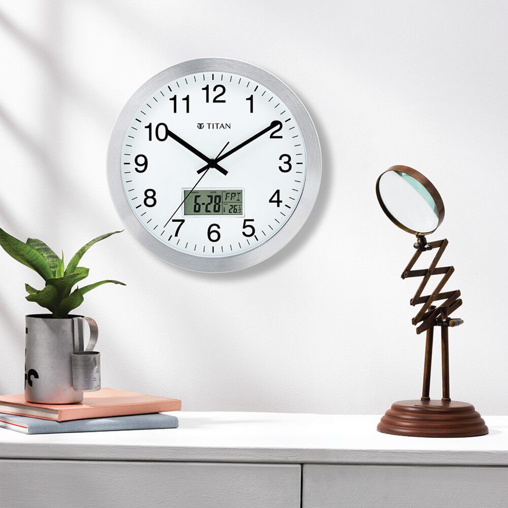 Titan wall clock digital clearance