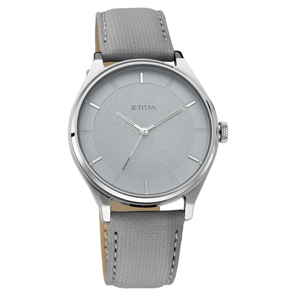 Titan Men s Classic Watch Gradient Dial Sleek Markings with Leather Strap