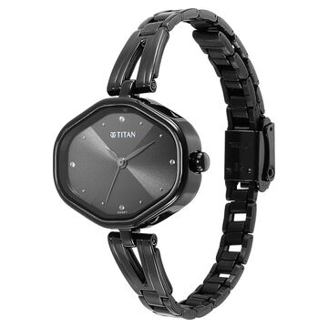 Titan Karishma Quartz Analog Black Dial Black Stainless Steel Strap Watch For Women