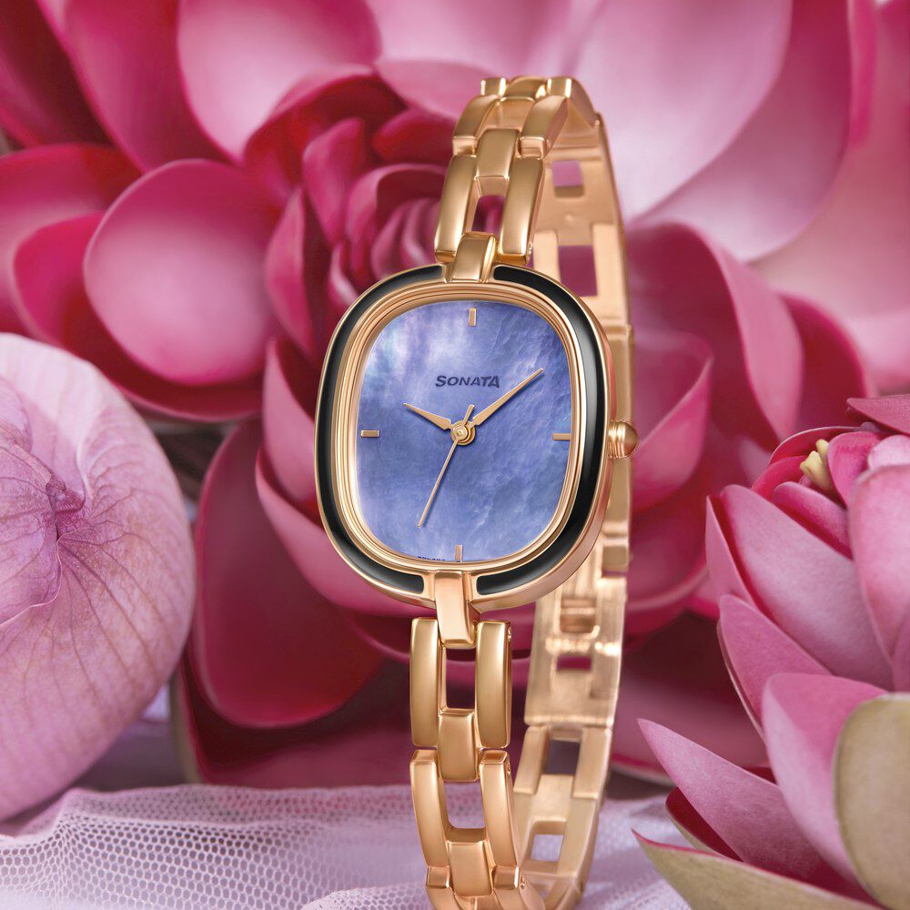 Pearl watches for ladies online 2025