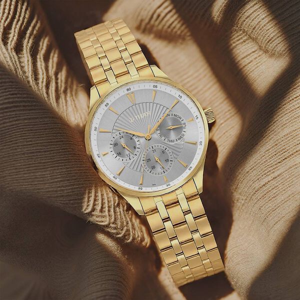 Opulent Silver Dial Multifunction Watch for Men - image number 0
