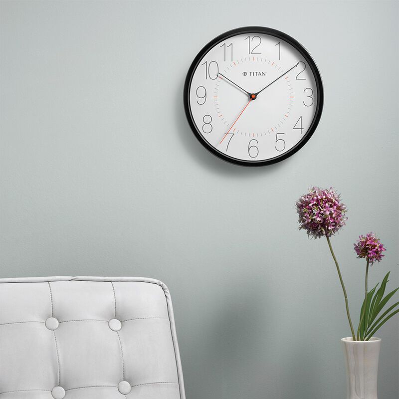 Buy Online Titan Metallic White Wall Clock with Slim Hands 30 cm x 30