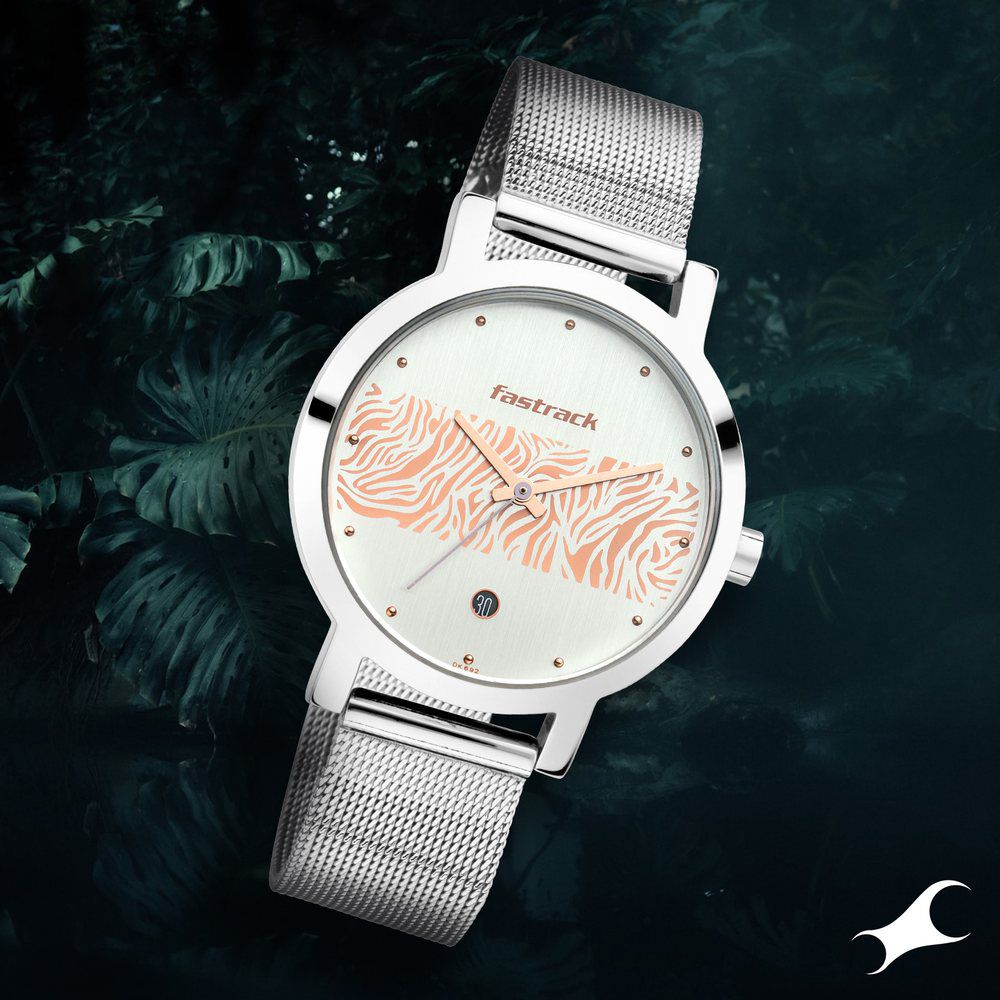 Buy Online Fastrack Animal Print Quartz Analog with Date Bicolour Dial Stainless Steel Strap Watch for Girls 6222sm03 p Titan