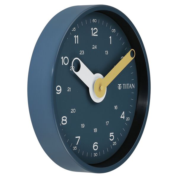 Titan Modern Metallo Wall Clock - 25 cm x 25 cm - image number 2