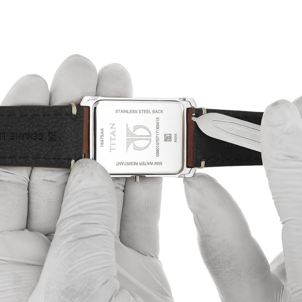 Titan watch 1697saa price sale