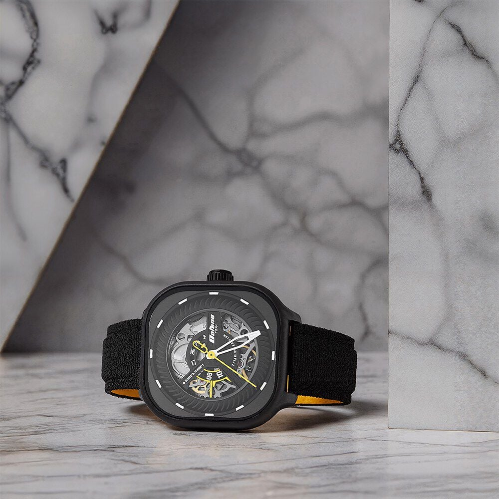 Buy Online Titan Octane Aerobatics Black Dial Automatic Fabric
