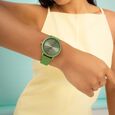 Fastrack Vyb Bliss Quartz Analog Green Dial Metal Strap Watch For Girls - image number 7