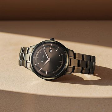 Titan Clasique Slim Quartz Analog with Date Brown Dial With Two Toned Color Stainless Steel Strap Watch For Men
