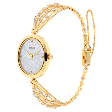 Titan Nebula Ashvi 18k Gold Analog with Princess-cut Diamond Bracelet Watch for Women