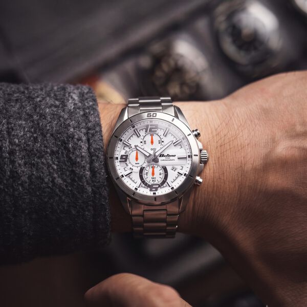 Octane Velocity Sporty White Dial Round Stainless Steel Watch For Men - image number 7