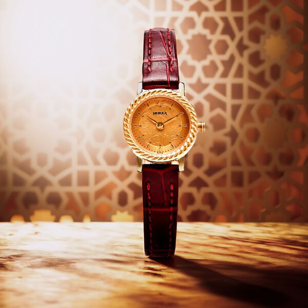 Titan Nebula Vintage 18k Gold Analog Leather Strap Watch for Women - image number 5