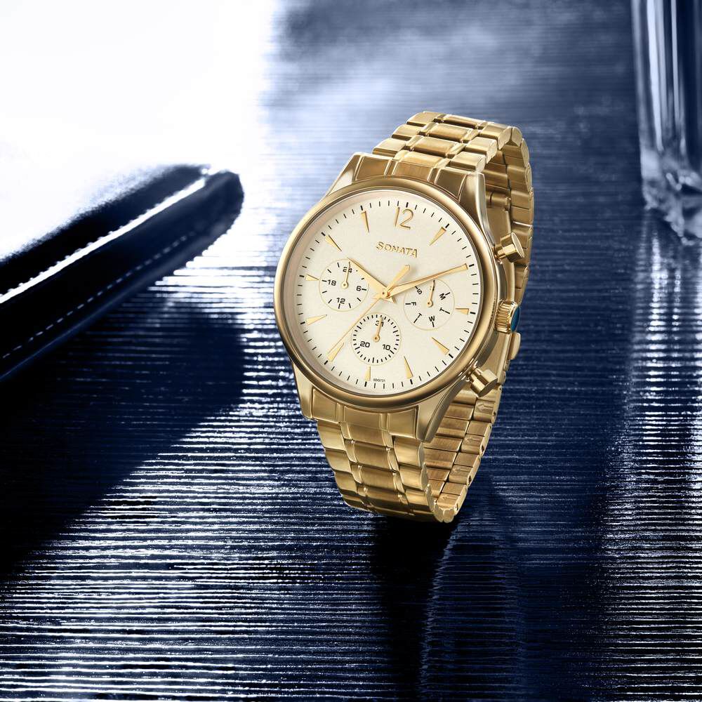 Buy Gold Watches for Men at Best Price Titan