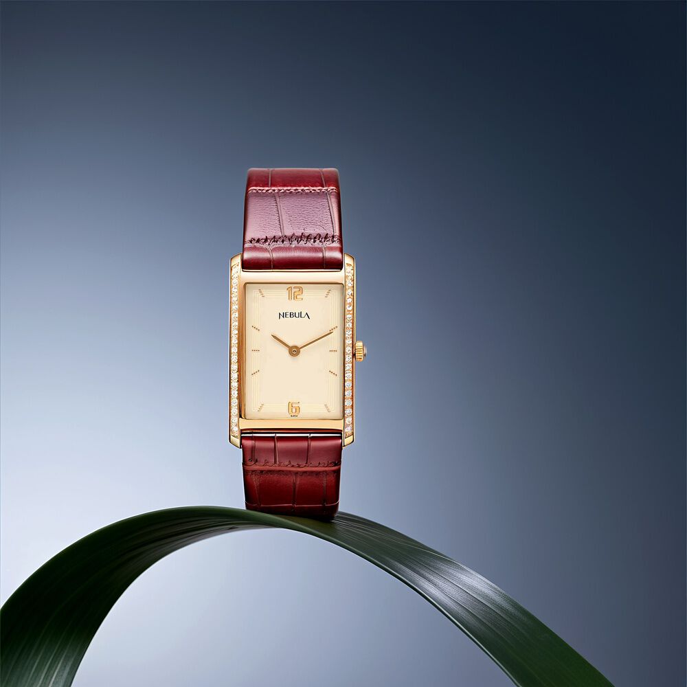 Buy Titan Nebula Ultraslim 18k Gold Analog Diamond studded Bezel