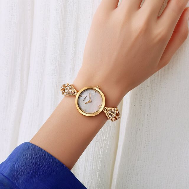 Titan Nebula Ashvi 18k Gold Analog with Princess-cut Diamond Bracelet Watch for Women 8