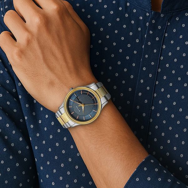 Titan Karishma Wedding Edit Quartz Analog with Day and Date Blue Dial Stainless Steel Strap Watch For Men - image number 7