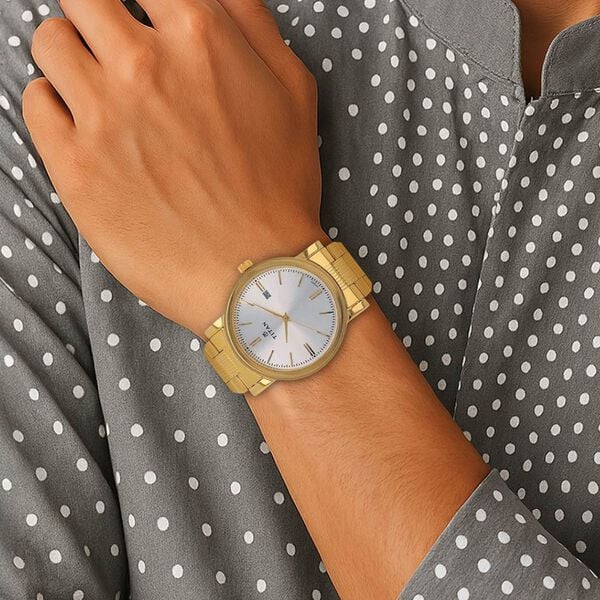 Titan Quartz Analog with Date Silver Dial Golden Stainless Steel Strap Watch For Men - image number 4