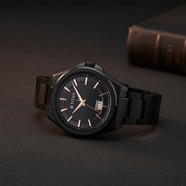Titan Classique Big Date Analog with Black Dial Black Stainless Steel Strap Watch for Men - image number 0