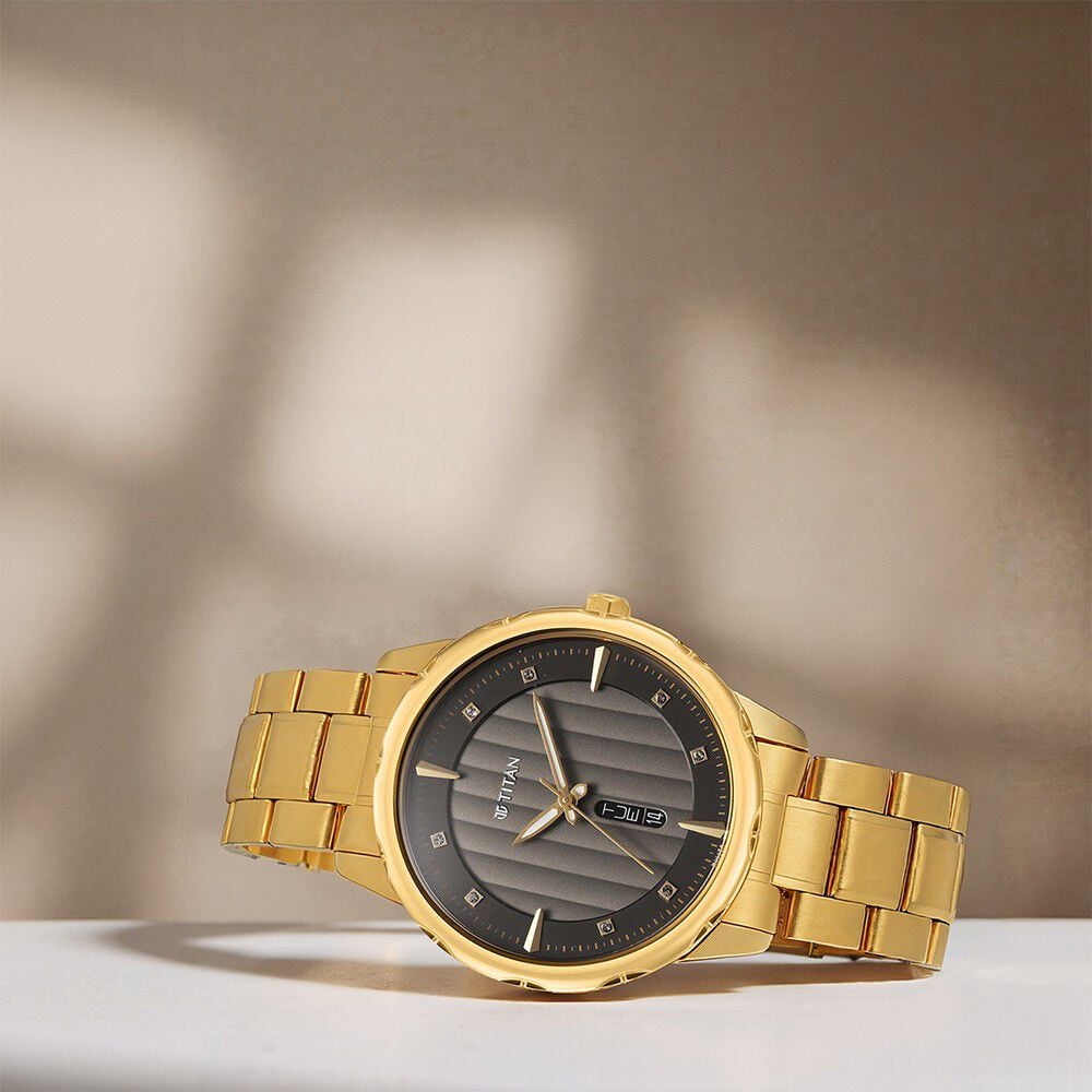 Titan Regalia Opulent Analog with Day and Date Black Dial Watch for Men-image-15