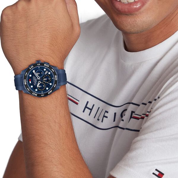 Tommy Hilfiger Quartz Chronograph Blue Dial Blue Silicone Strap Watch For Men - image number 3