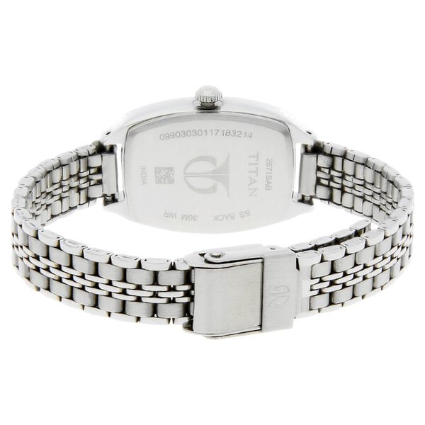 Titan Karishma Silver Dial Women Watch With Stainless Steel Strap - image number 3