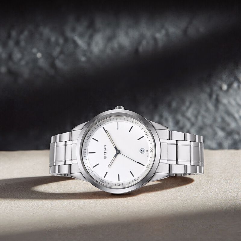 Titan Men's Timeless Style Watch: Refined White Dial and Metal Strap
