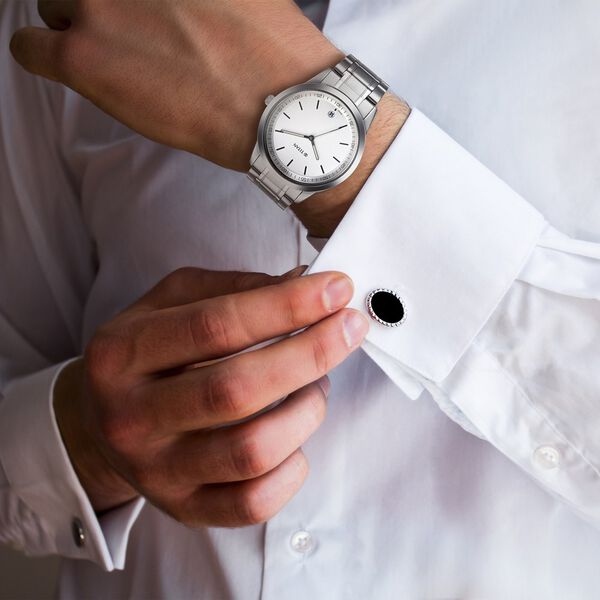 Titan Men's Timeless Style Watch: Refined White Dial and Metal Strap - image number 5