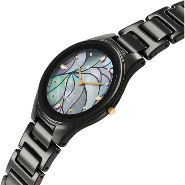 Edge Tessel Quartz Analog Black Dial Black Ceramic Strap Watch For Women - image number 3