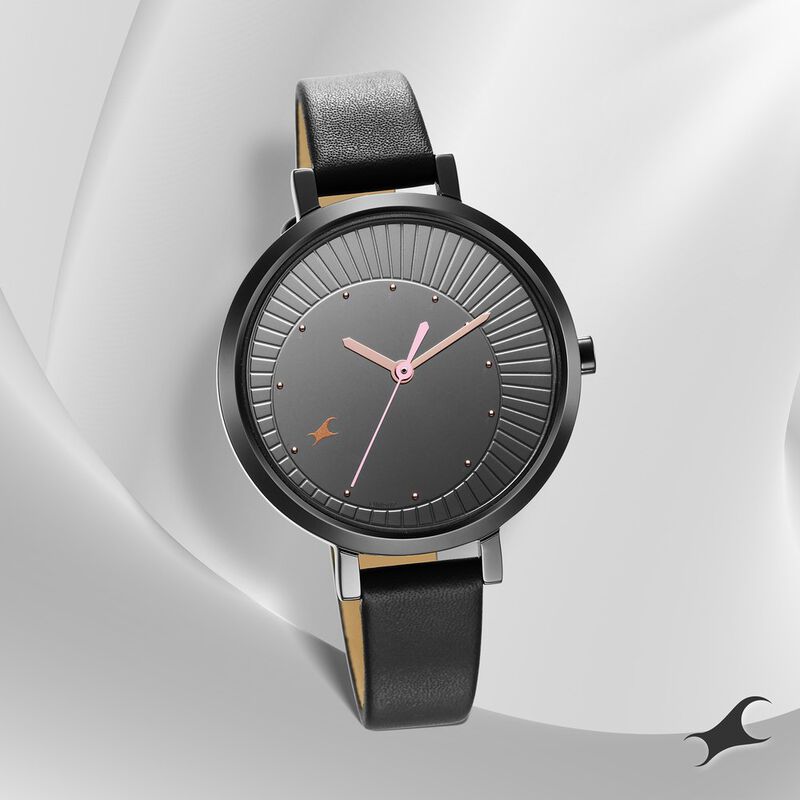 Fastrack Style Up Black Dial Leather Strap Watch for Girls