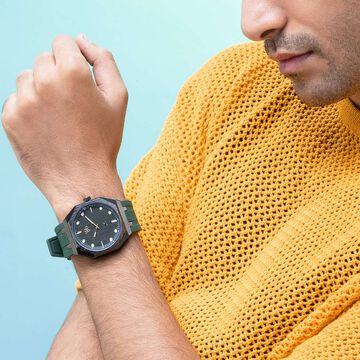 Vyb Rebel By Fastrack Quartz Analog Green Dial Silicone Strap Watch For Guys