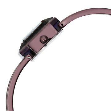 Fastrack Vyb Striker Quartz Analog Brown Dial Brown Metal Strap Watch For Girls