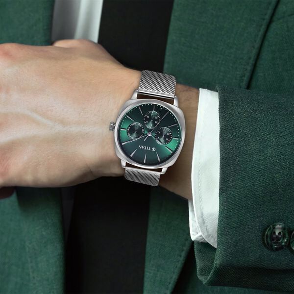 Titan Classique Suave Quartz Green Dial Silver Stainless Steel Mesh Strap Watch for Men - image number 5