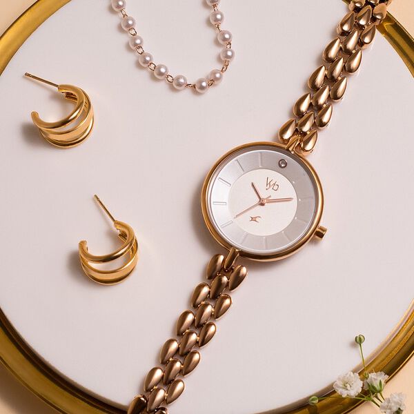 Vyb Enigma By Fastrack Quartz Analog White Dial Metal Strap Watch For Girls - image number 0